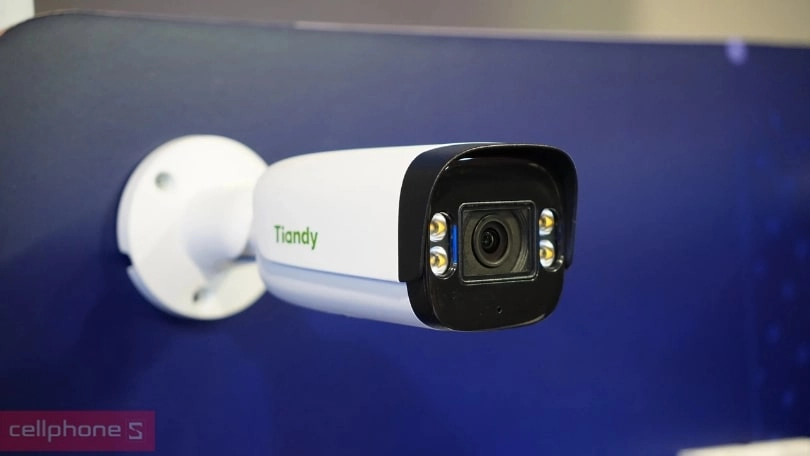 Độ phân giải và ống kính của camera Tiandy