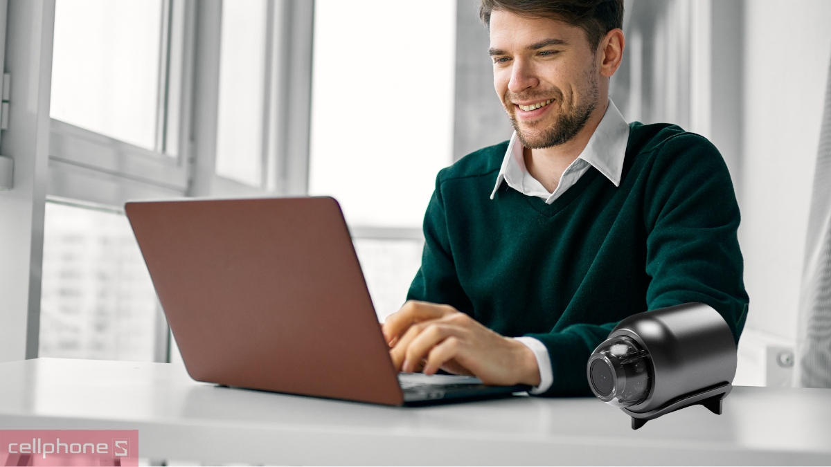 Phát hiện di chuyển lạ cực nhạy