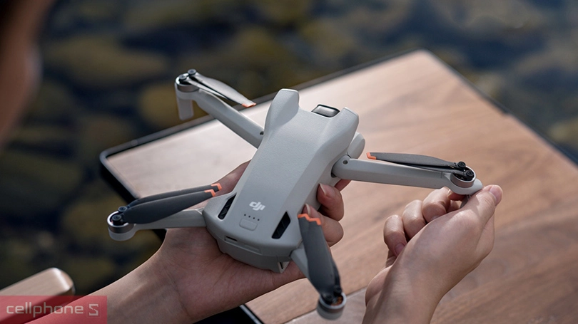 Flycam DJI dân dụng Mini 3 Fly More Combo RC-N1 – Hệ thống truyền video đỉnh cao