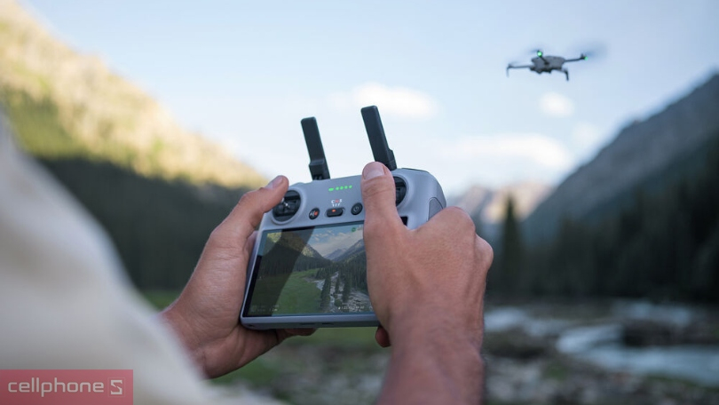 Hướng dẫn sử dụng flycam DJI dân dụng Mini 4 Fly More Combo DJI RC 2