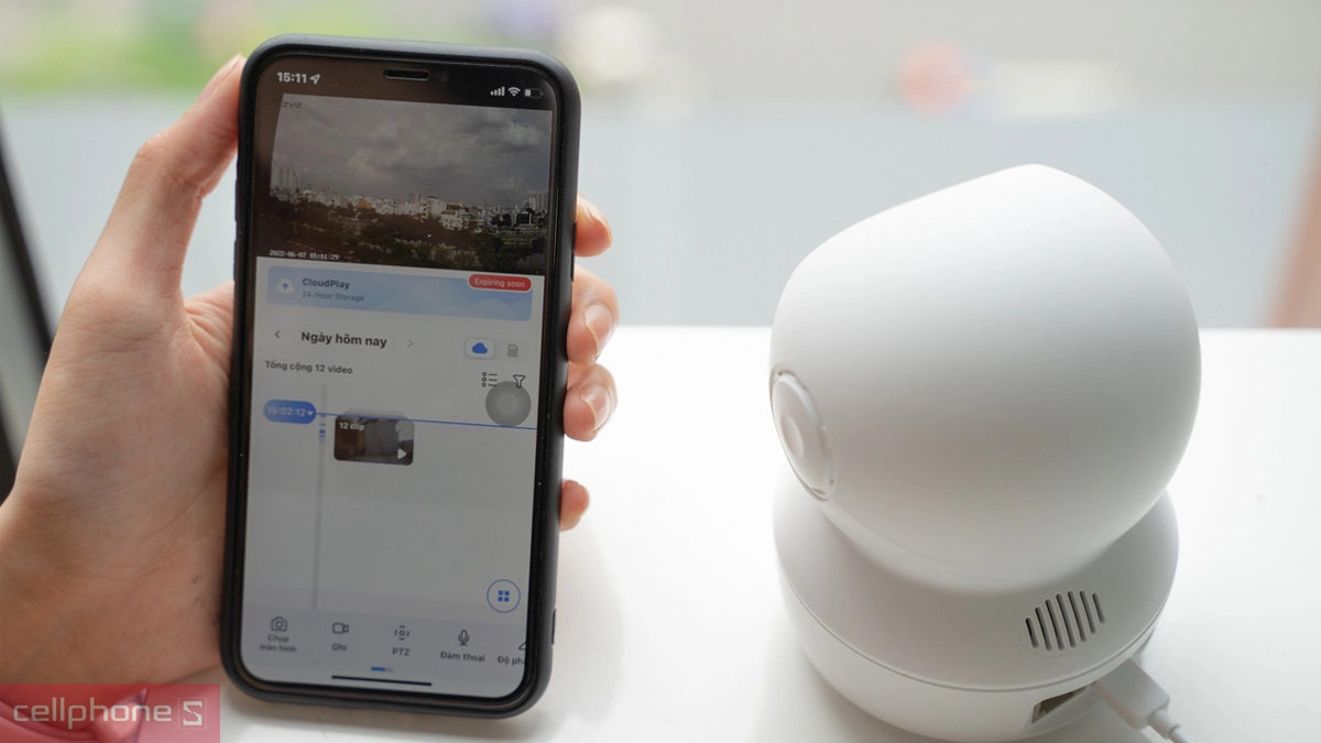 Camera trong nhà tích hợp mic