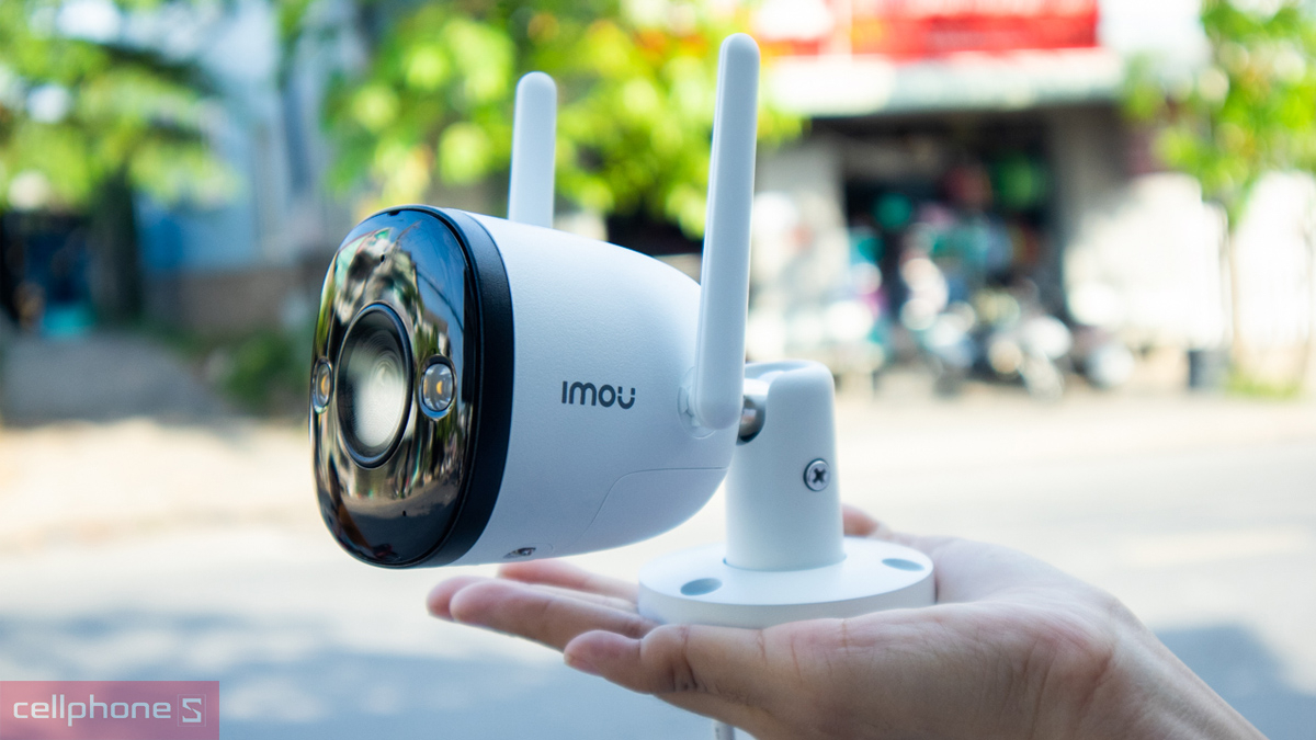 Camera lắp ngoài trời có chịu được mưa nắng, bụi bẩn