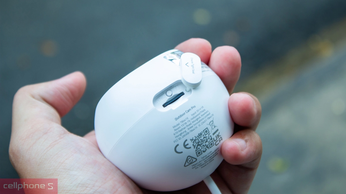 Nên chọn camera có lưu trữ thẻ nhớ hay Cloud