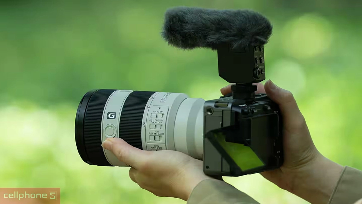 Thiết kế Lens máy ảnh Sony FE 70-200mm F4 Macro G OSS