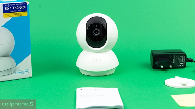 Tapo C200 sở hữu nhiều chế độ quay, có thể điều chỉnh hướng