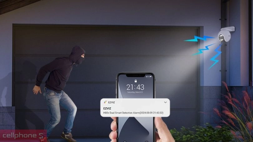 camera Ezviz H80x Dual hỗ trợ đàm thoại hai chiều