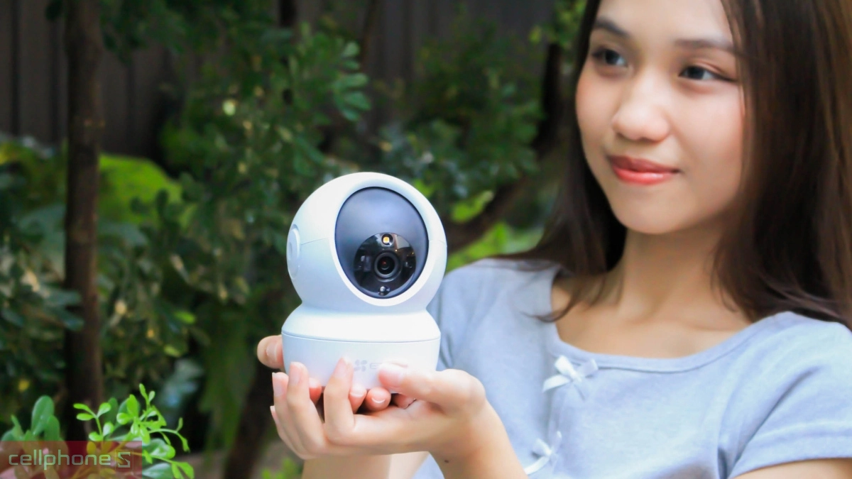 Camera Ezviz ngoài trời WiFi