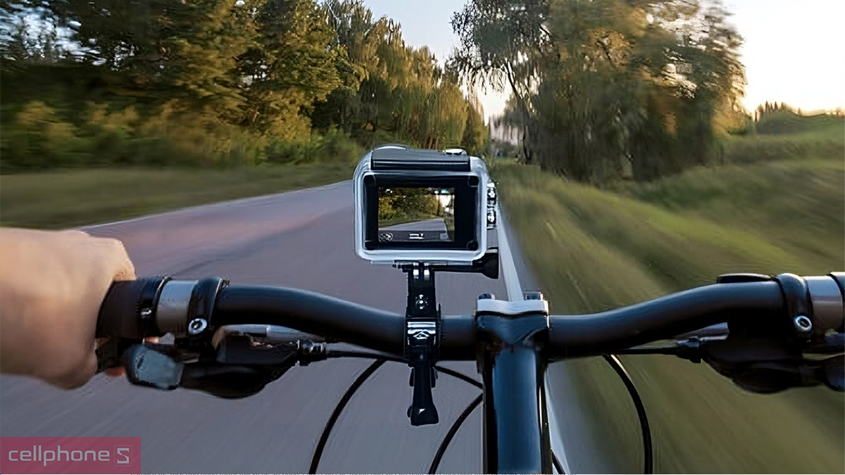 Khả năng theo dõi chuyển động nhanh, ghi hình rõ nét của camera hành động Akaso V50 Elite