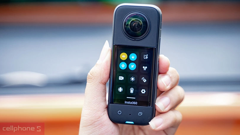 Insta 360 X3 có độ phân giải lên đến 5.7K