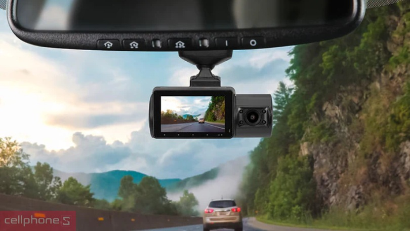 Dashcam là camera hành trình ô tô