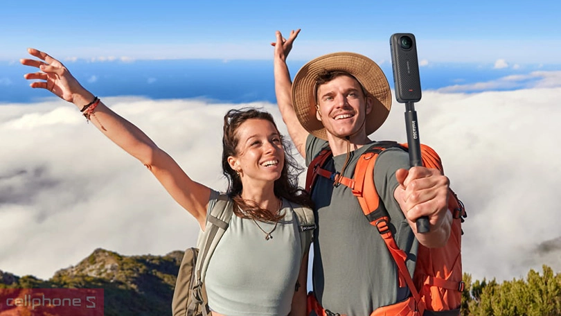 Khả năng kết nối với ứng dụng trên camera hành trình Insta 360 X4