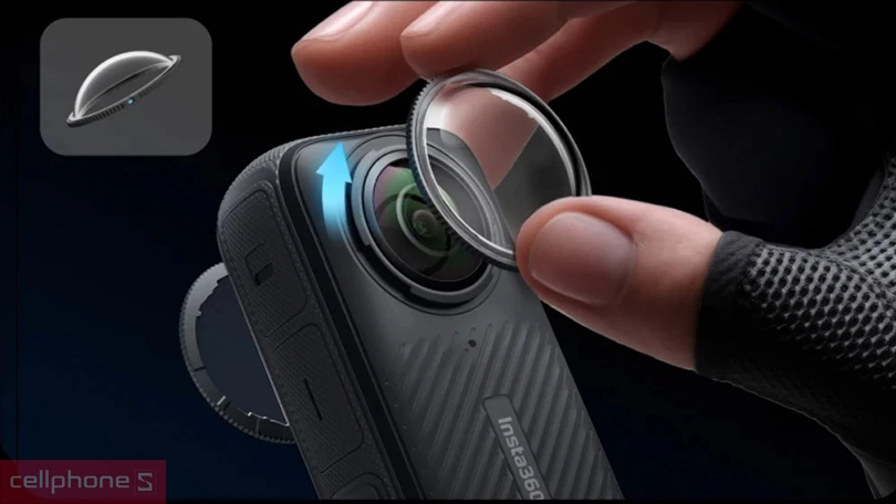 Camera hành trình Insta 360 X4 có nắp ống kính rời
