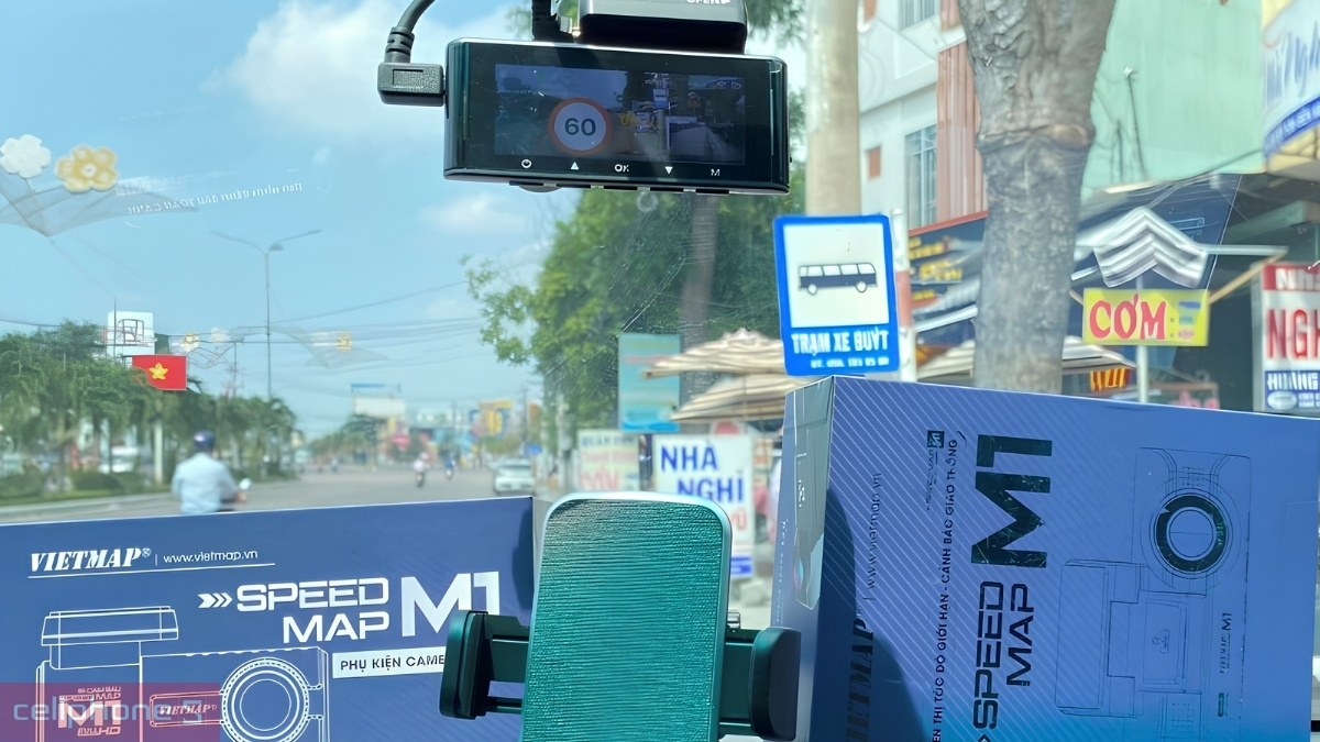 Camera lắp trên kính lái, phù hợp nhiều loại xe