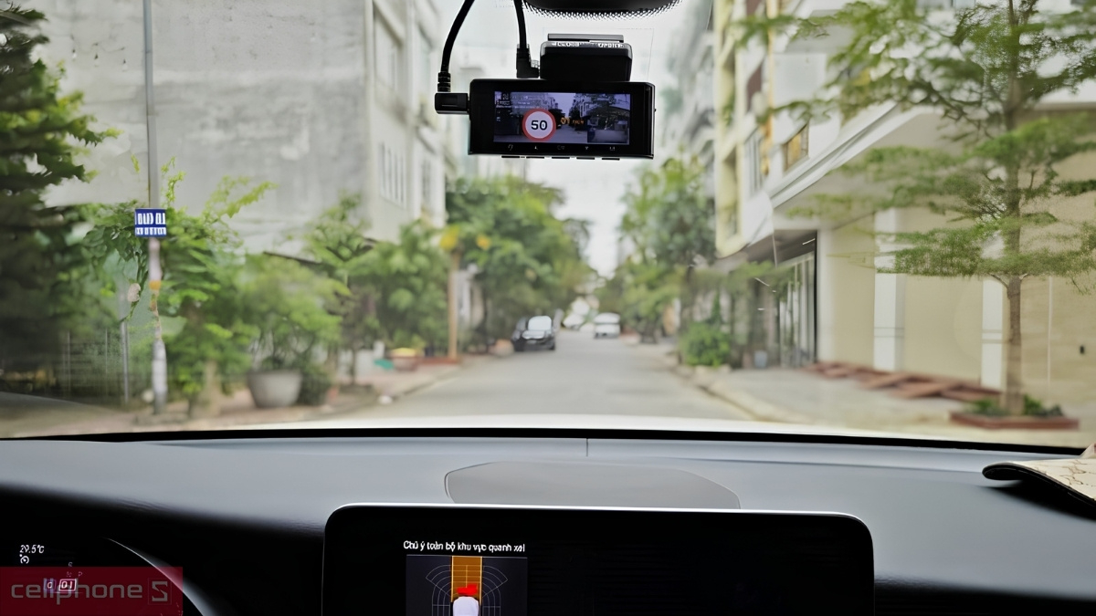 Hệ thống cảnh báo góp phần giúp lái xe an toàn hơn