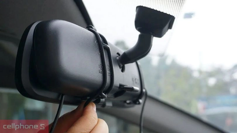 Camera hành trình tích hợp gương chiếu hậu