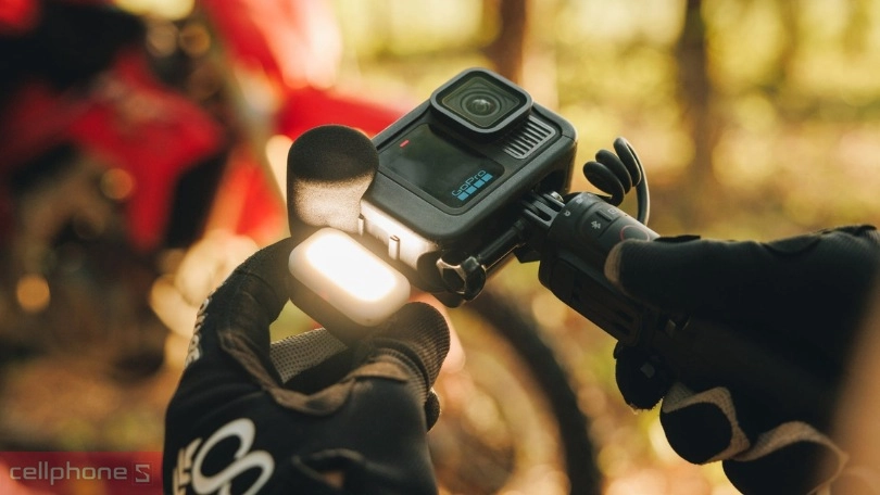 Khả năng kháng nước trên hành trình Gopro Hero 13 Creator Edition Black