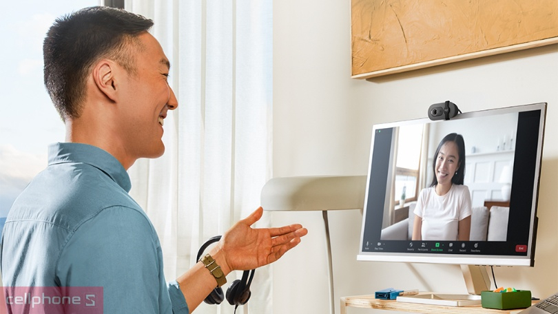 Camera hội nghị Logitech Brio 100 1080p Full HD – Nâng cấp chất lượng buổi họp