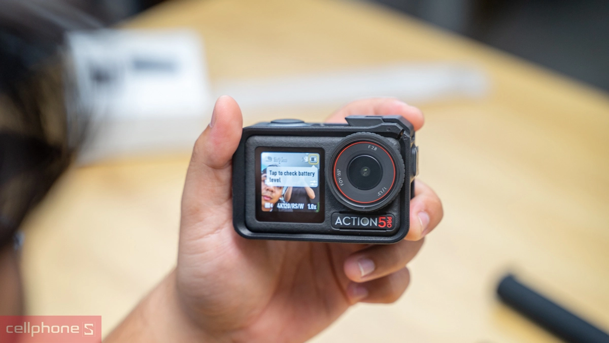 Action camera
