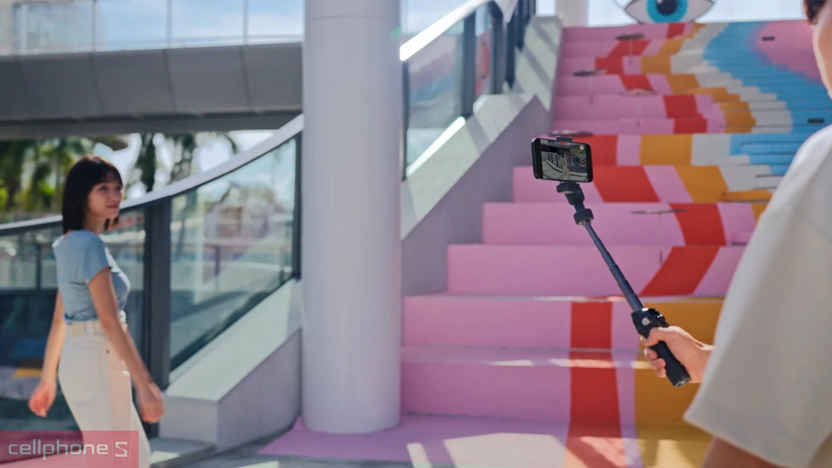 Thanh nối dài 215mm giúp DJI OM 8 cân mọi góc quay