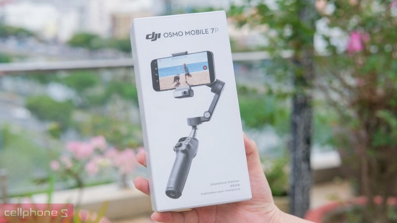 So sánh DJI Osmo Mobile 7 Pro với Osmo Mobile 7