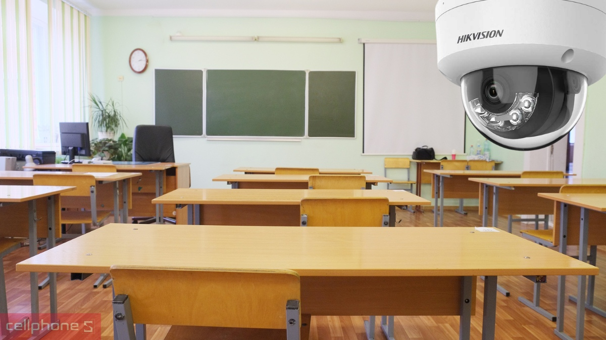 Những lý do nên lắp đặt camera trong lớp học
