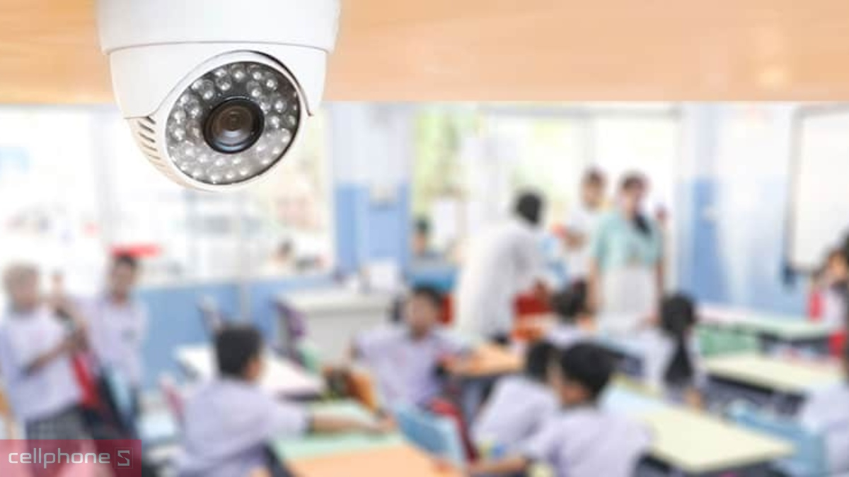 Chi phí lắp đặt camera lớp học