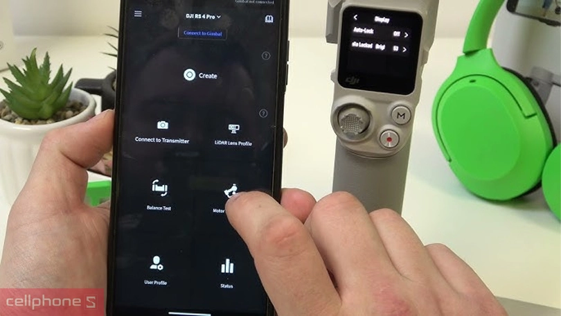 Hướng dẫn sử dụng tay cầm chống rung máy ảnh DJI Ronin RS4 Mini