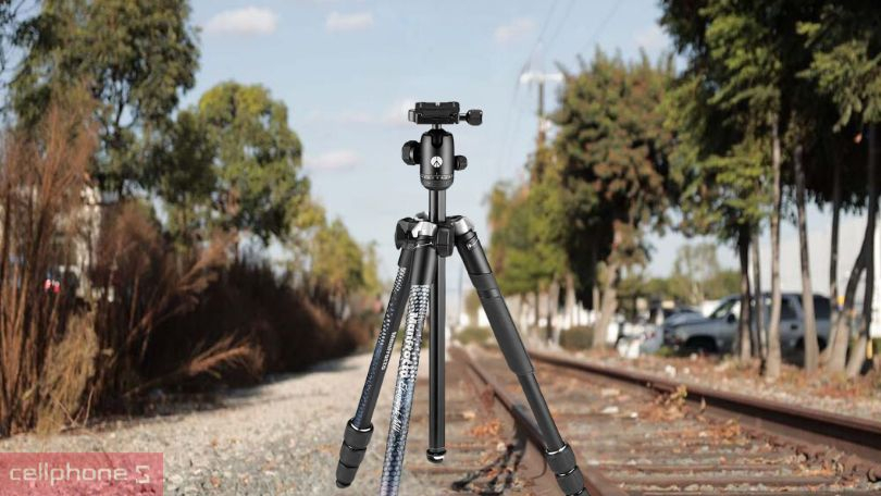 Lưu ý sử dụng chân máy ảnh Manfrotto tại khu vực đông đúc