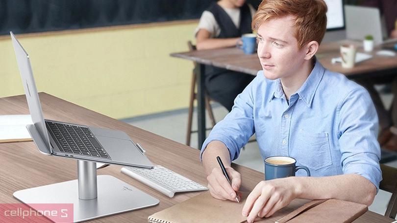 Phụ kiện decor bàn làm việc giúp tối ưu không gian làm việc, tăng tính thẩm mỹ