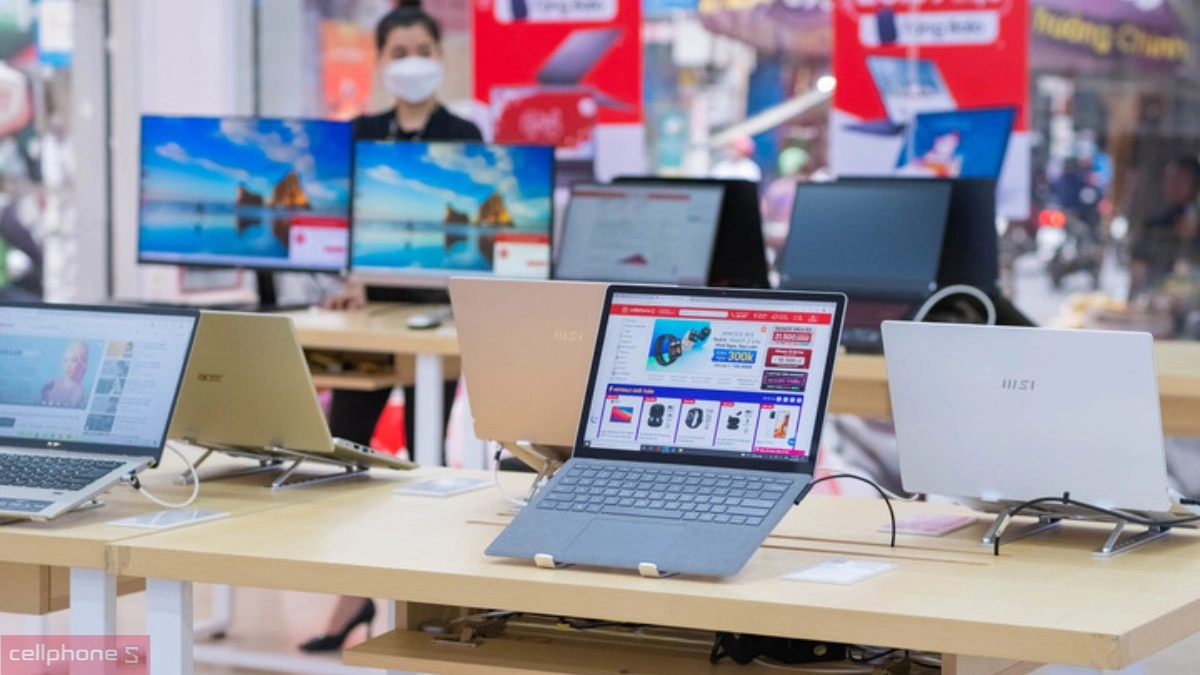 Cửa hàng điện thoại, laptop CellphoneS Nghệ An kinh doanh gì?