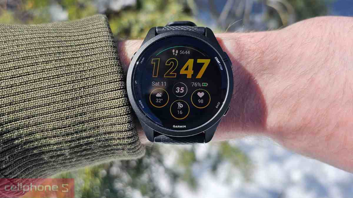 Đồng hồ, máy ảnh