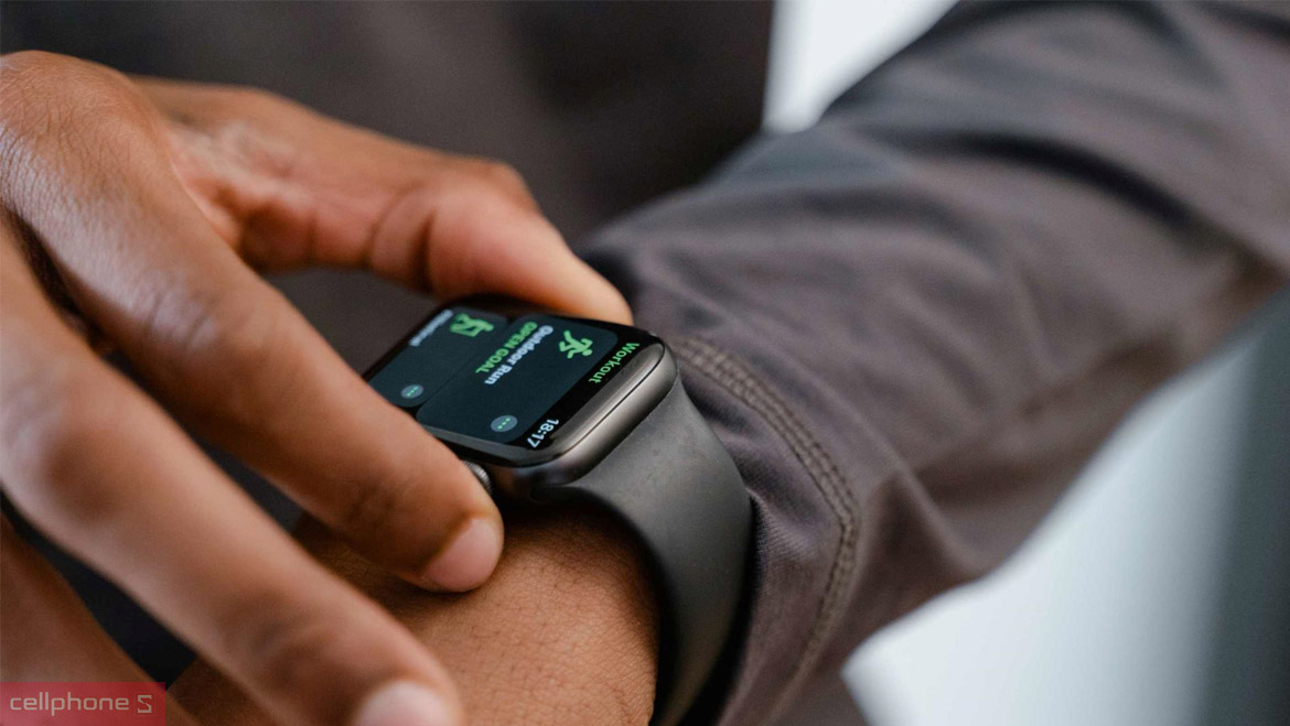 Cửa hàng điện thoại, laptop CellphoneS Sóc trăng kinh doanh đồng hồ