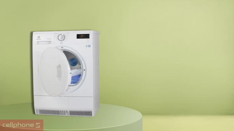 Cảm biến điều chỉnh chu kỳ sấy giúp giảm hao mòn khi sử dụng máy sấy electrolux