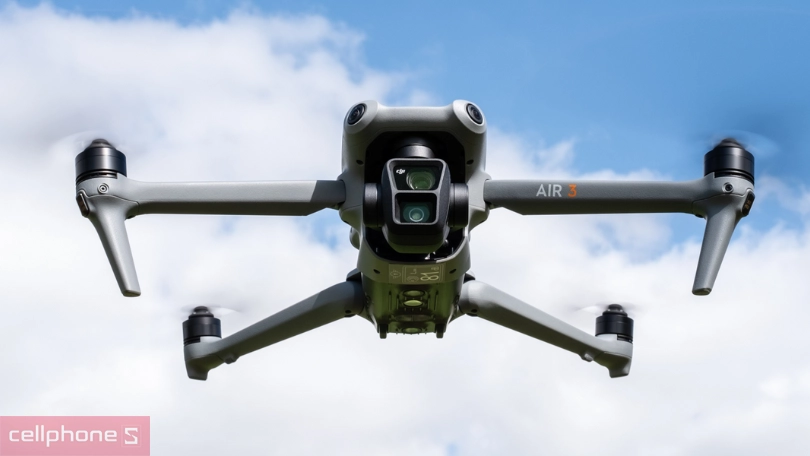 Pin DJI Air 3 bền bỉ, bay liên tục đến 46 phút