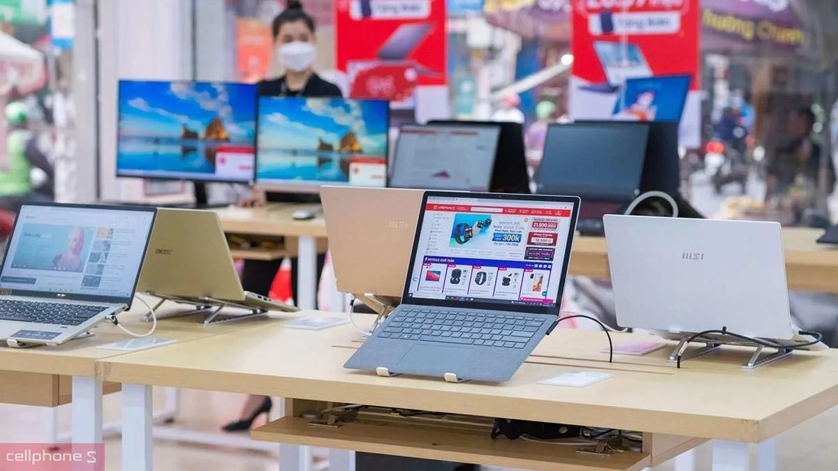Cửa hàng điện thoại, laptop CellphoneS Lâm Đồng kinh doanh máy tính