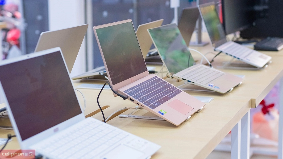 Cửa hàng điện thoại, laptop CellphoneS Cần Thơ kinh doanh gì