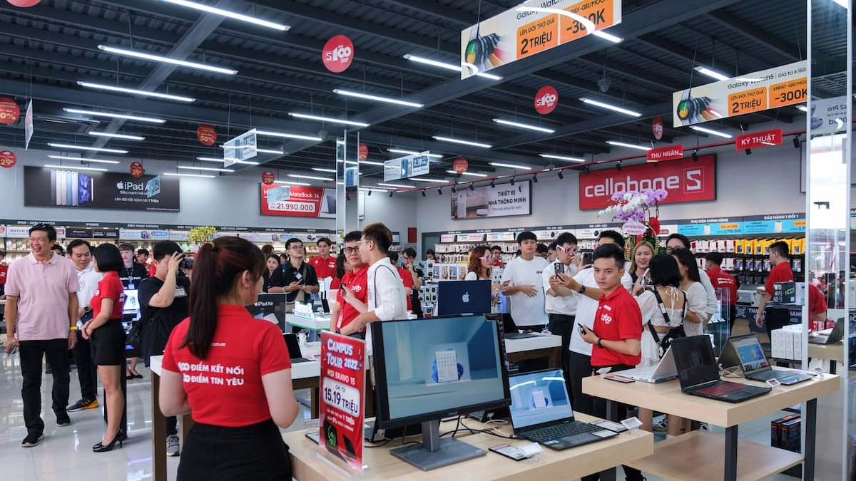 Ưu đãi ngày khai trương cửa hàng điện thoại Nhà Bè