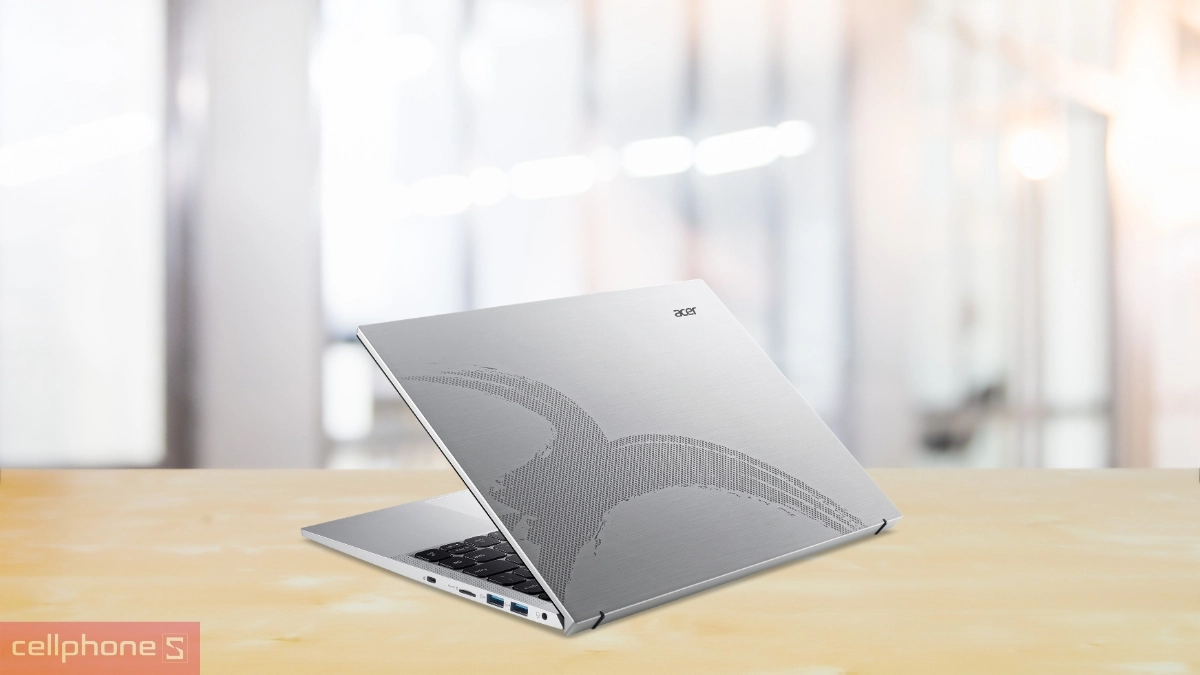 Thiết kế mỏng nhẹ tinh xảo với tông màu bạc hiện đại