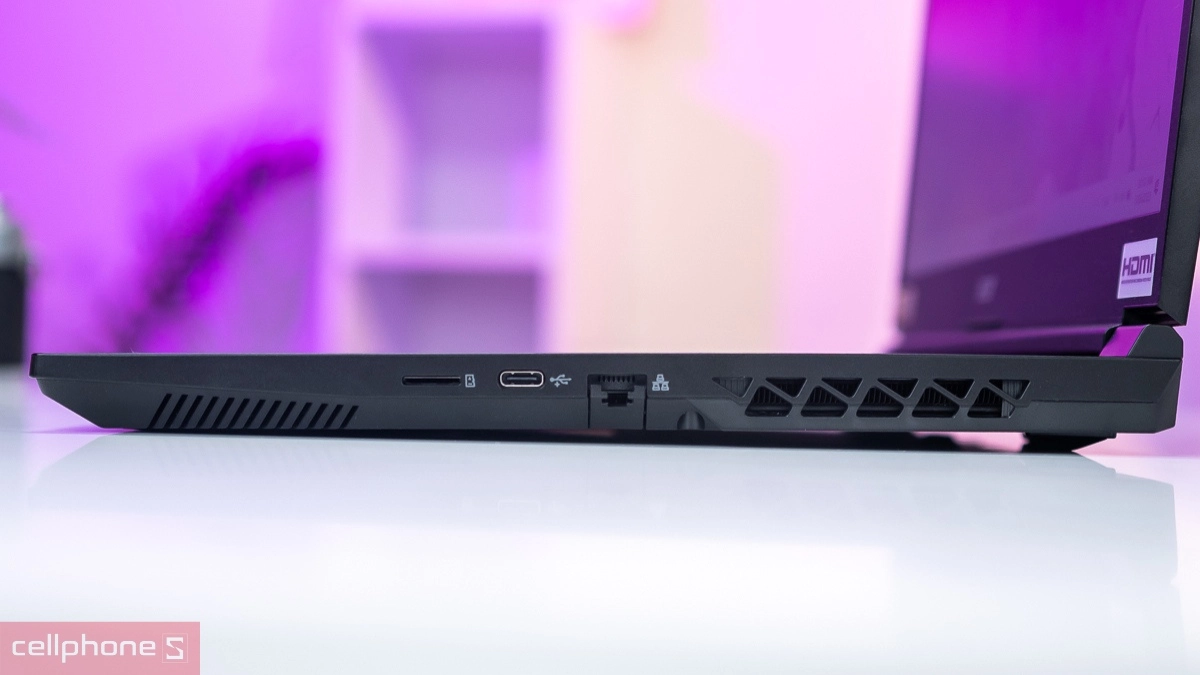 Thiết kế laptop Acer Gaming Aspire 7 A715-59G-73LB