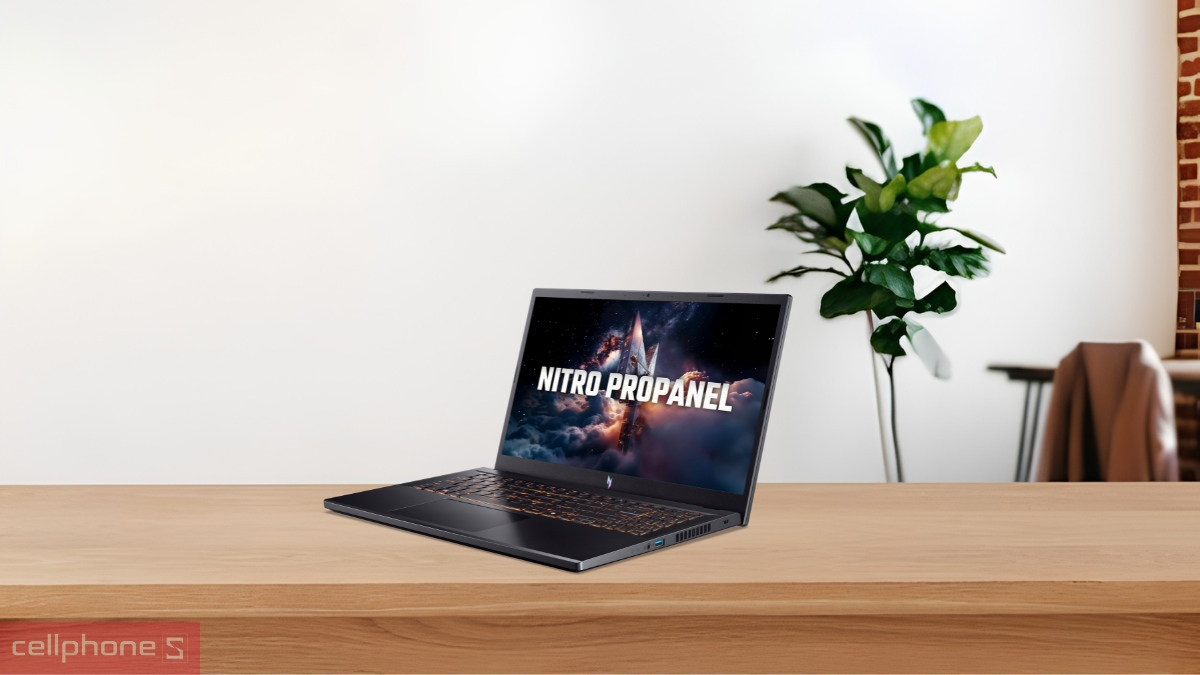 Laptop Acer Gaming Nitro ProPanel ANV15-42-R0QM tích hợp phím Copilot 