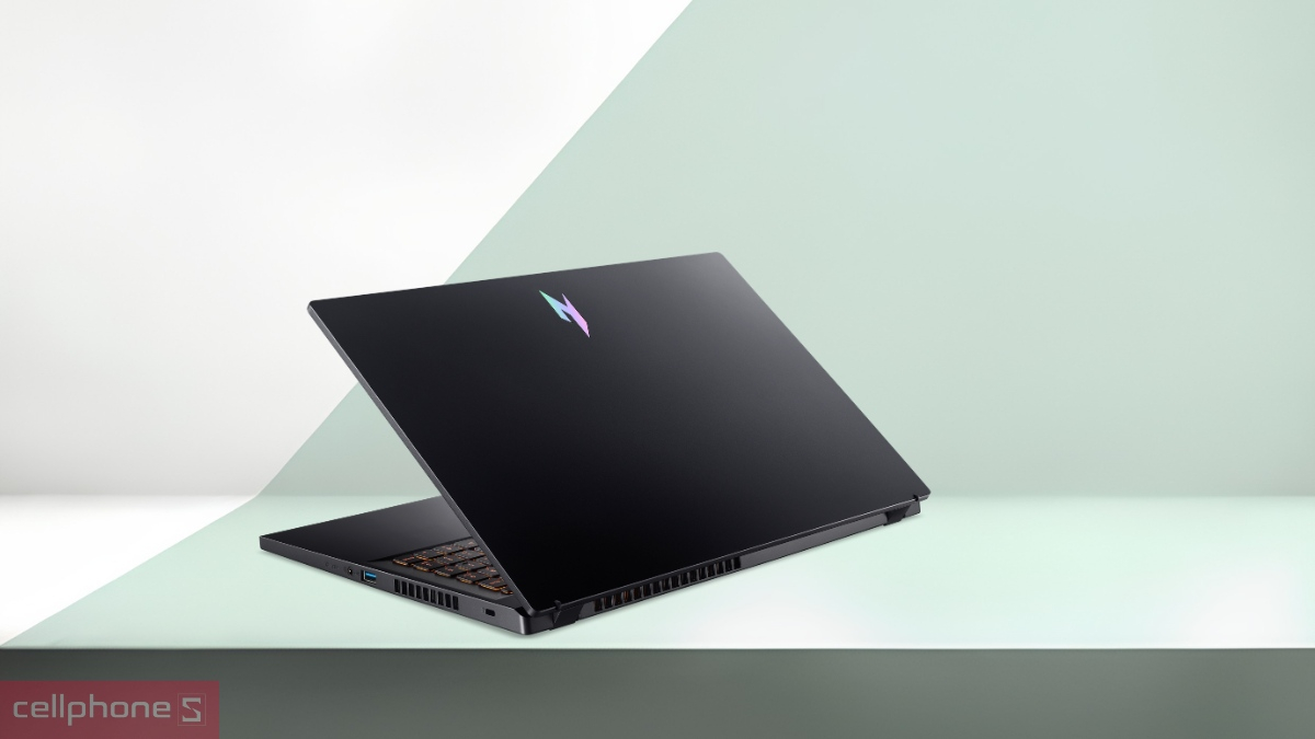 Thiết kế laptop Acer Gaming Nitro ProPanel ANV15-42-R0QM
