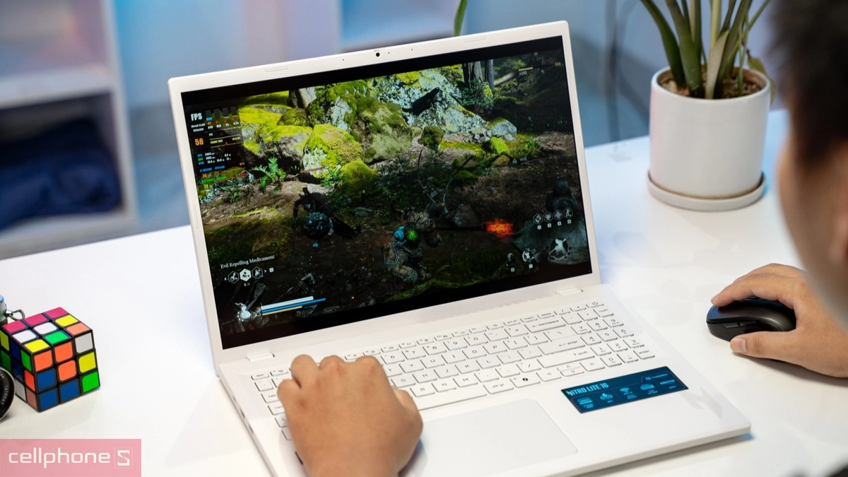 Hiệu năng laptop Acer Gaming Nitro Lite 16 NL16-71G-71FN