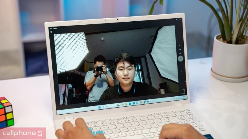 RAM - Ổ cứng của laptop Acer Gaming Nitro Lite 16 NL16-71G-71UJ