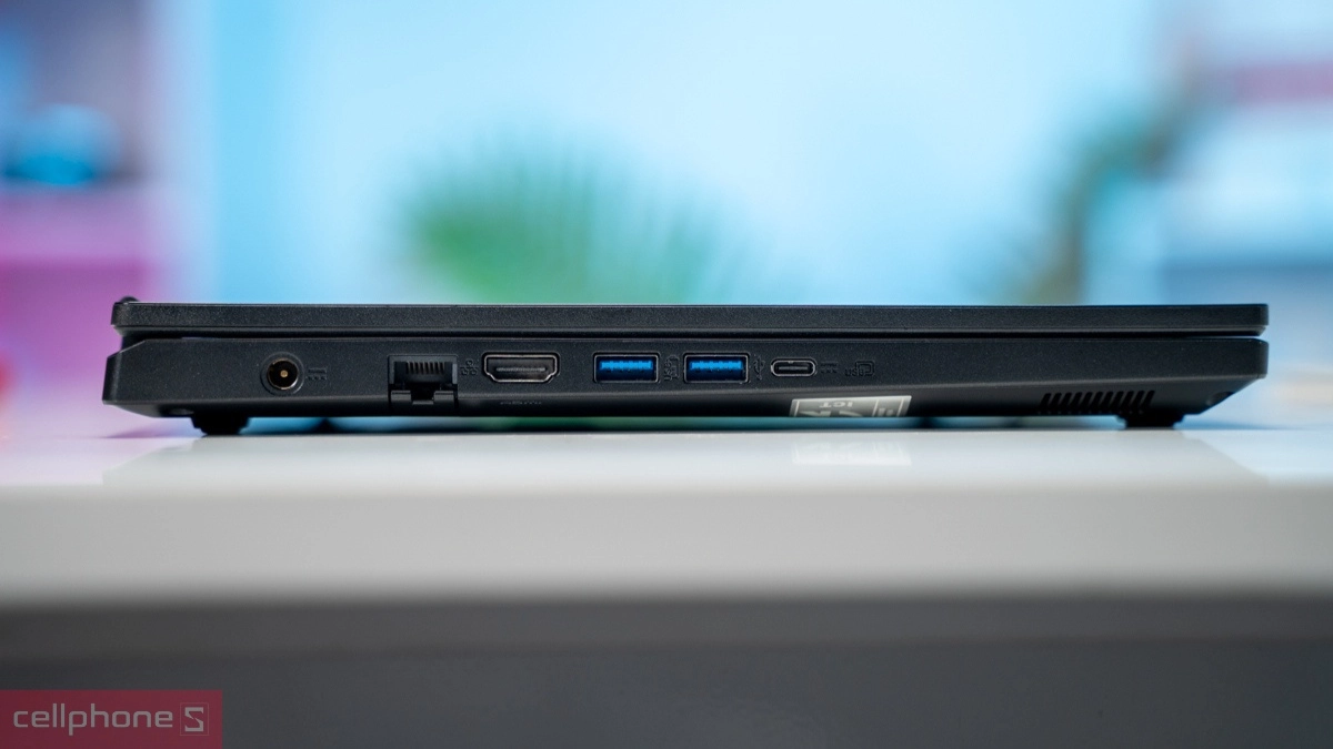 Thiết kế laptop Acer Gaming Nitro V 15 ProPanel ANV15-41-R7CR