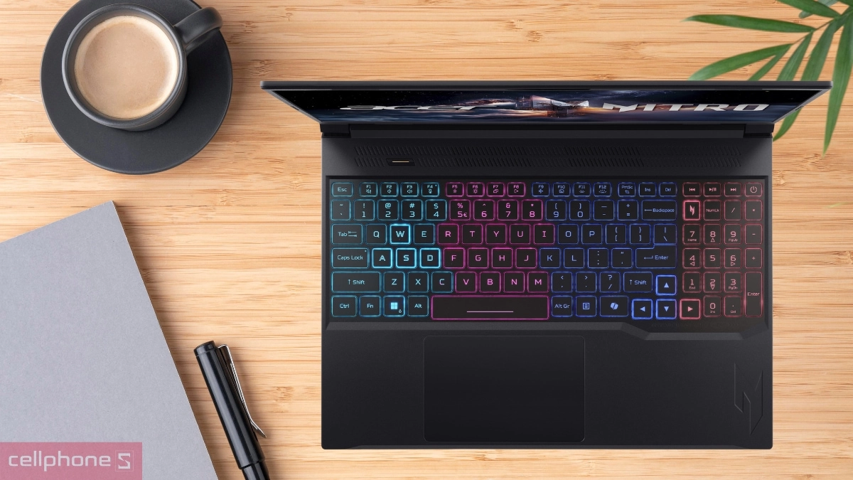 Bộ nhớ RAM, ổ cứng của laptop Acer Gaming Nitro V 16 AI ProPanel ANV16S-61-R7KQ