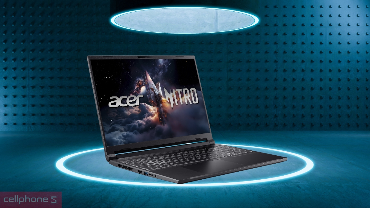 Pin, cổng kết nối của laptop Acer Gaming Nitro V 16 AI ProPanel ANV16S-61-R7KQ