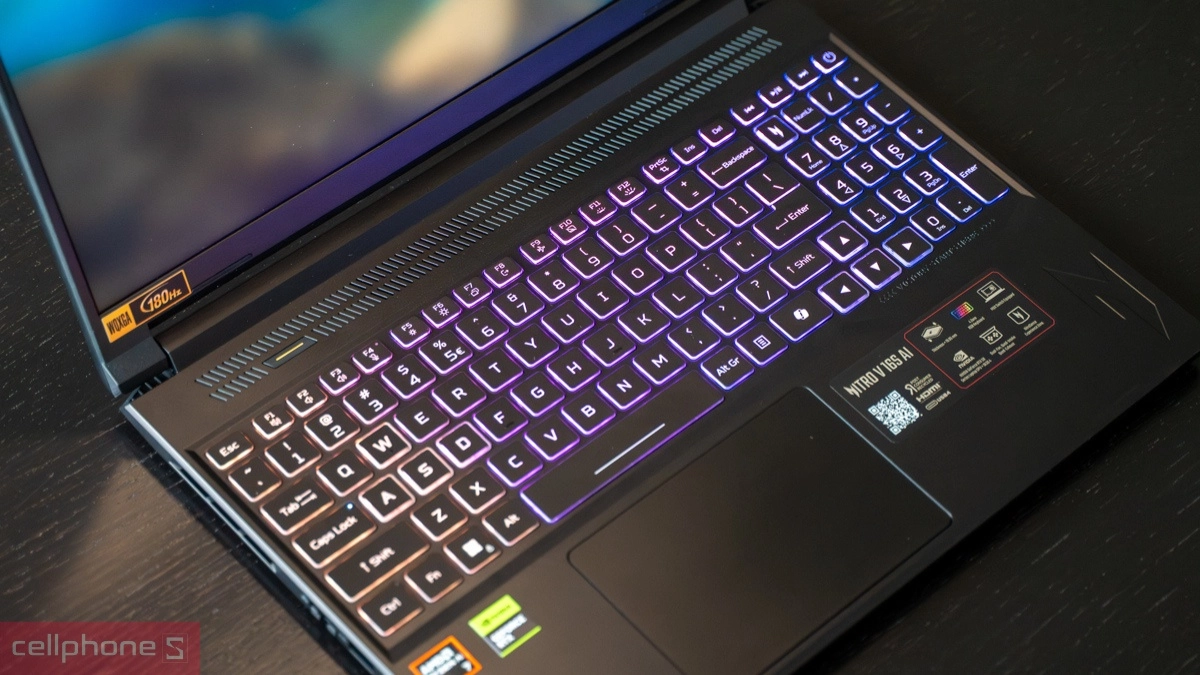 Thiết kế laptop Acer Gaming Nitro V 16 AI ProPanel ANV16S-61-R9ZV