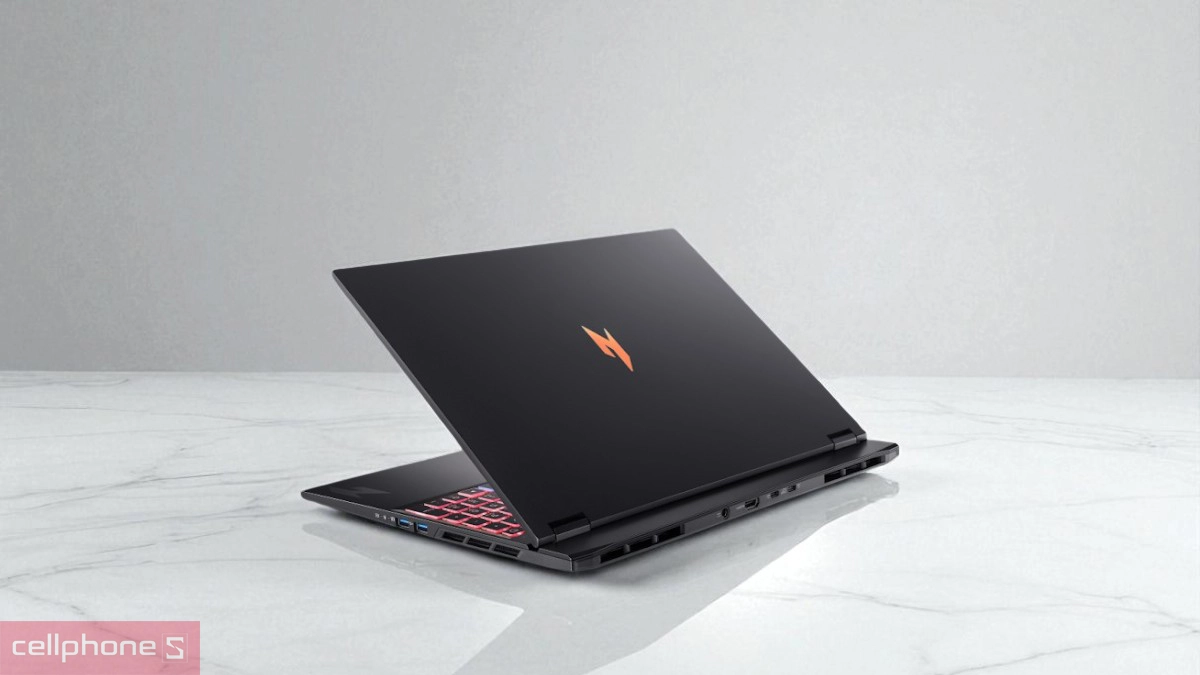Màn hình laptop Acer Gaming Nitro V 16 AI ProPanel ANV16S-61-R9ZV