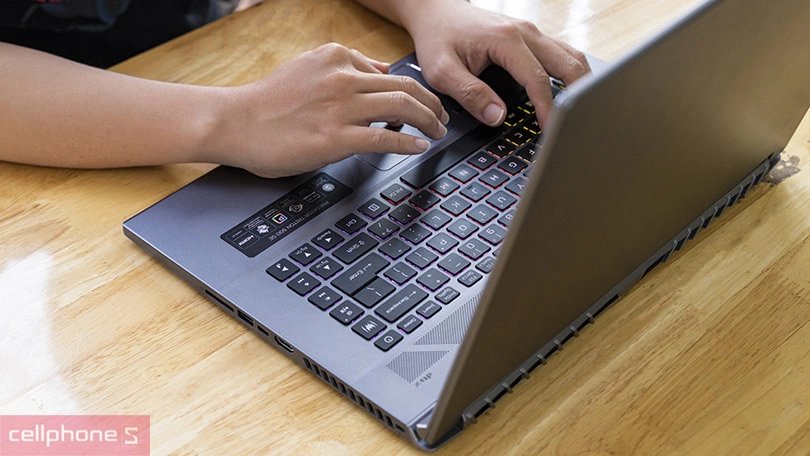 Laptop Acer Predator Triton 500 SE PT516-51S-71RW - Công nghệ tối tân, chơi game cực đỉnh