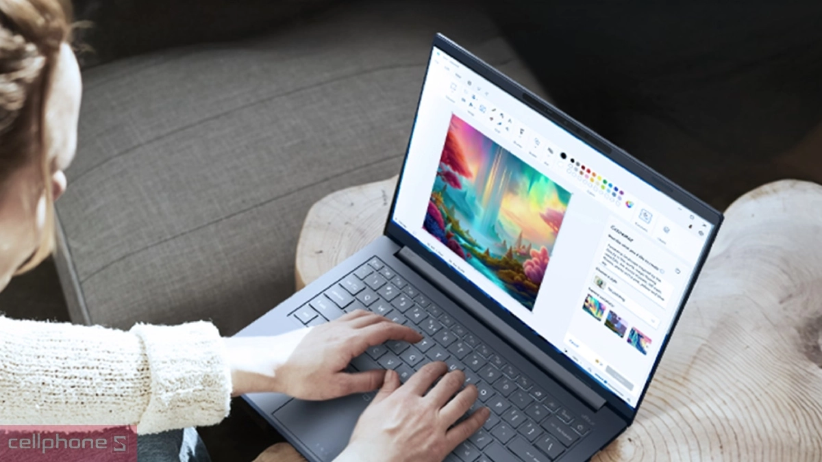 Acer Swift Go 14 trang bị pin 65Wh hỗ trợ sạc nhanh tiện lợi